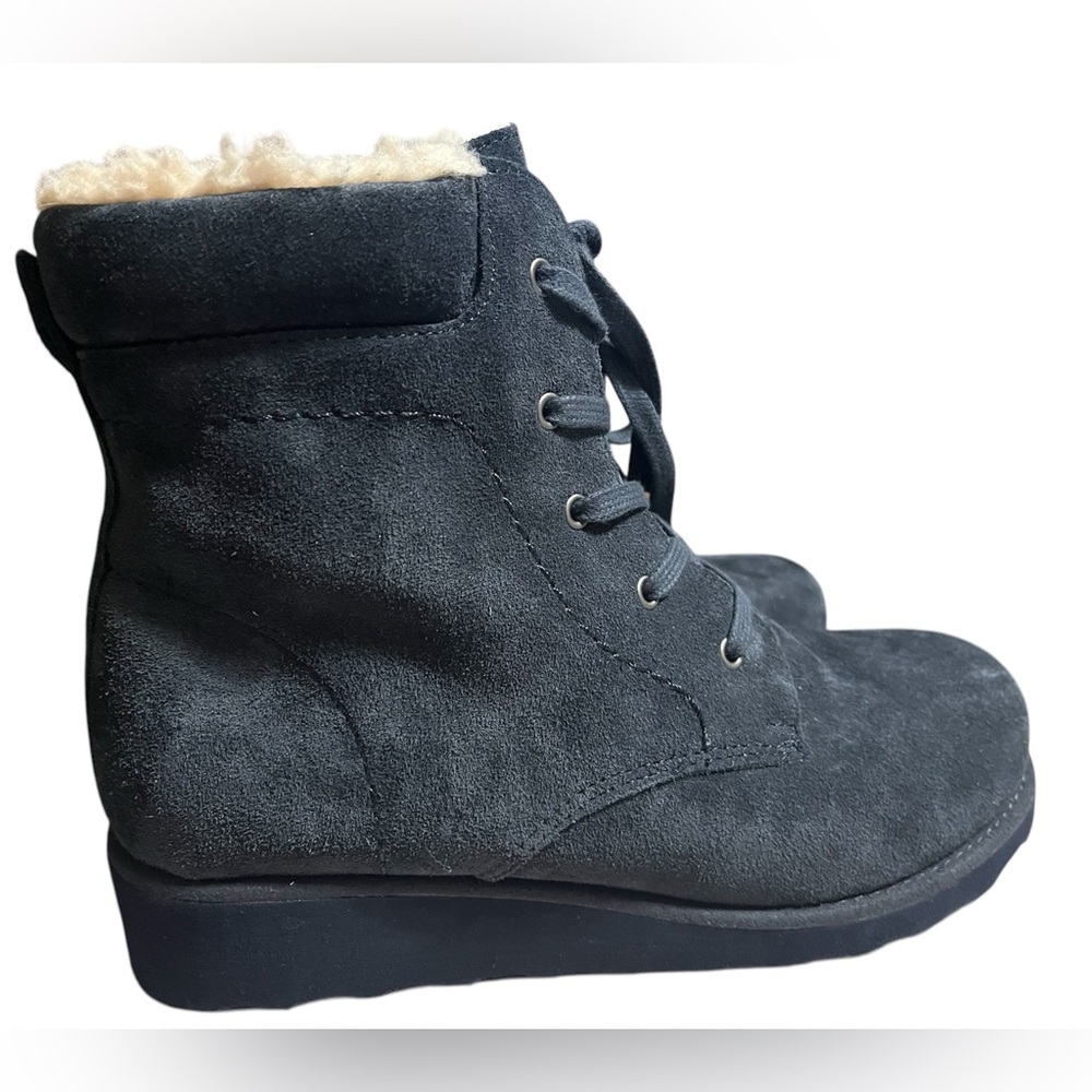 BearPaw Phoebe Suede Lace-up Boot